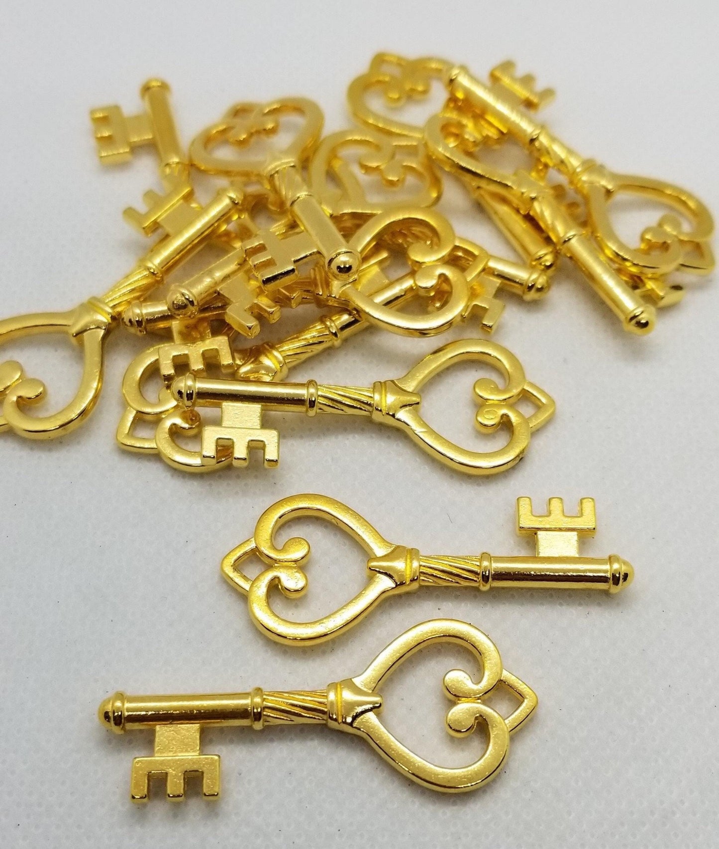 5 pcs Golden Skeleton Key, Tibetan Style, Cadmium, Nickel, Lead Free, 46.5x18x4mm, hole 3mm