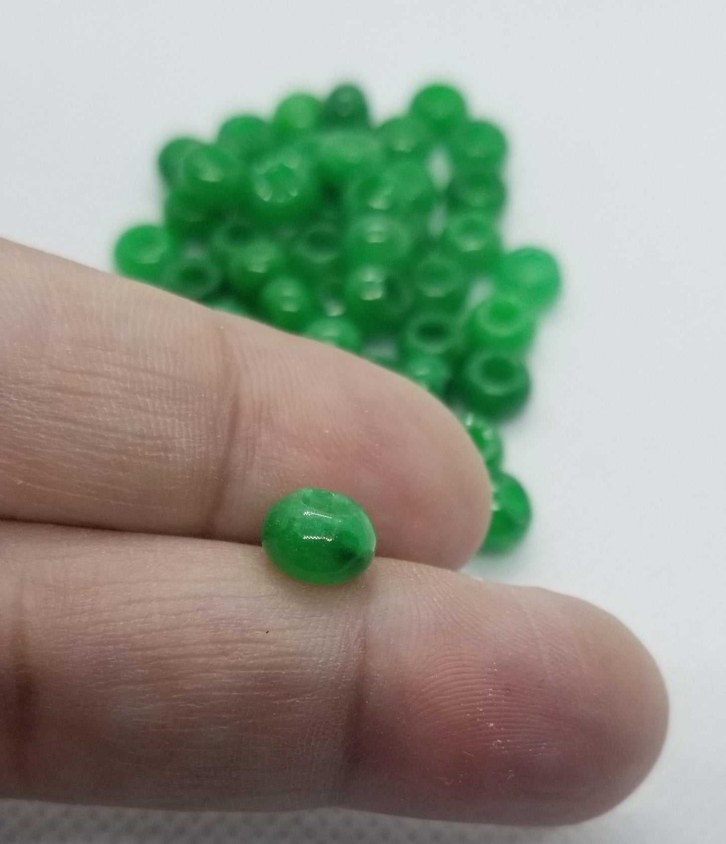 5 pieces Natural Myanmar Burmese Jade, Rondelle, Dyed, 7.5x5mm, Large Hole 3mm