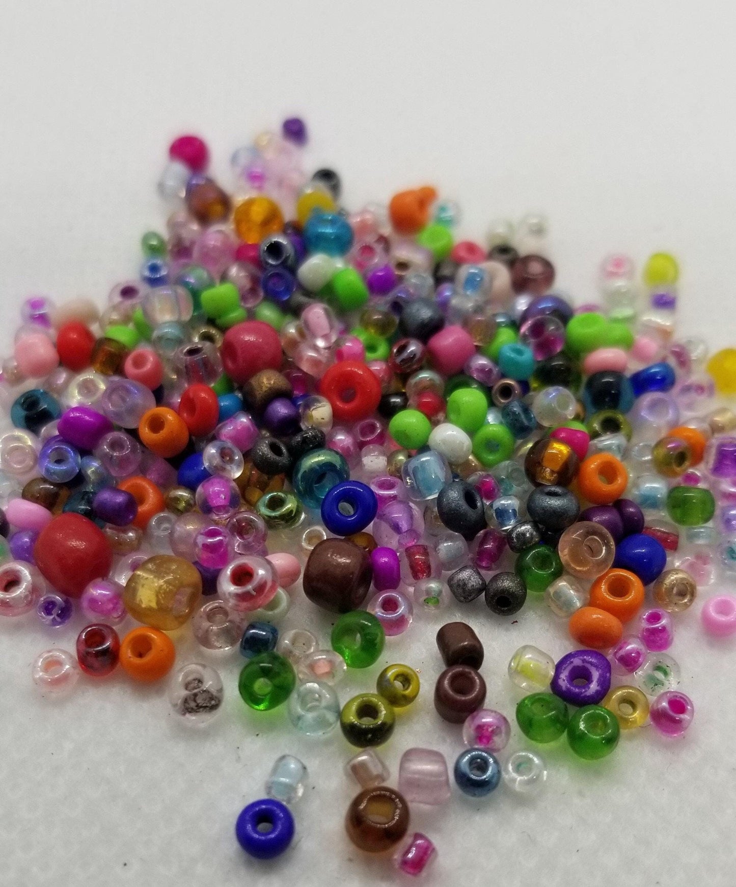 30 grams Mixed Seed Beads, Various sizes and colours, Glass and Acrylic, 2~5mm, Hole 0.5~2mm, DIY crafts, Jewelry, Bracelets, Necklaces