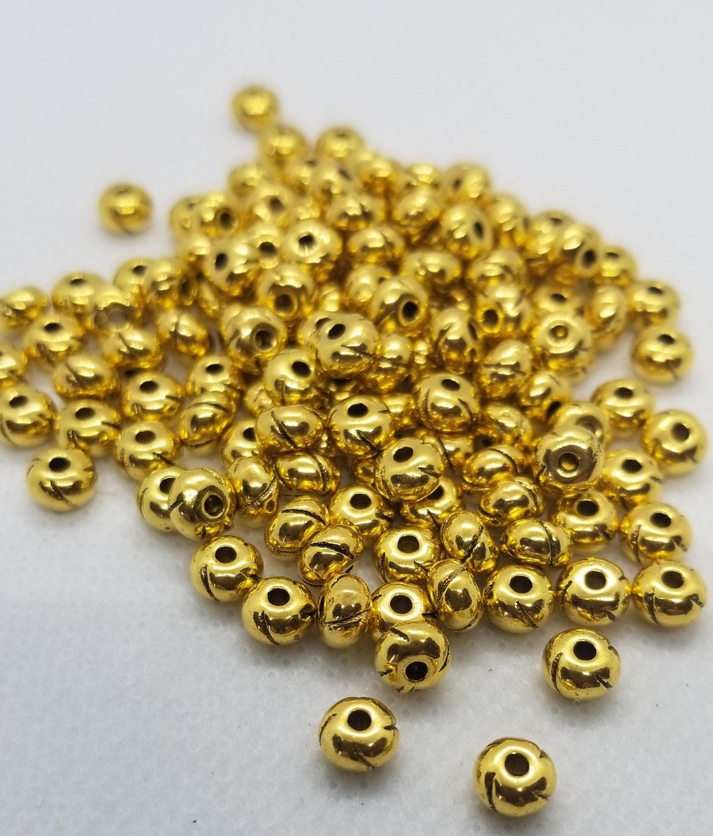 50 pieces Antique Gold Spacer Bead, Brass Alloy Beads, Flat Round, Etched Wheel, Lead, Cadmium, Nickel Free, 5.5x5.5x3.5mm, Hole 1.5mm